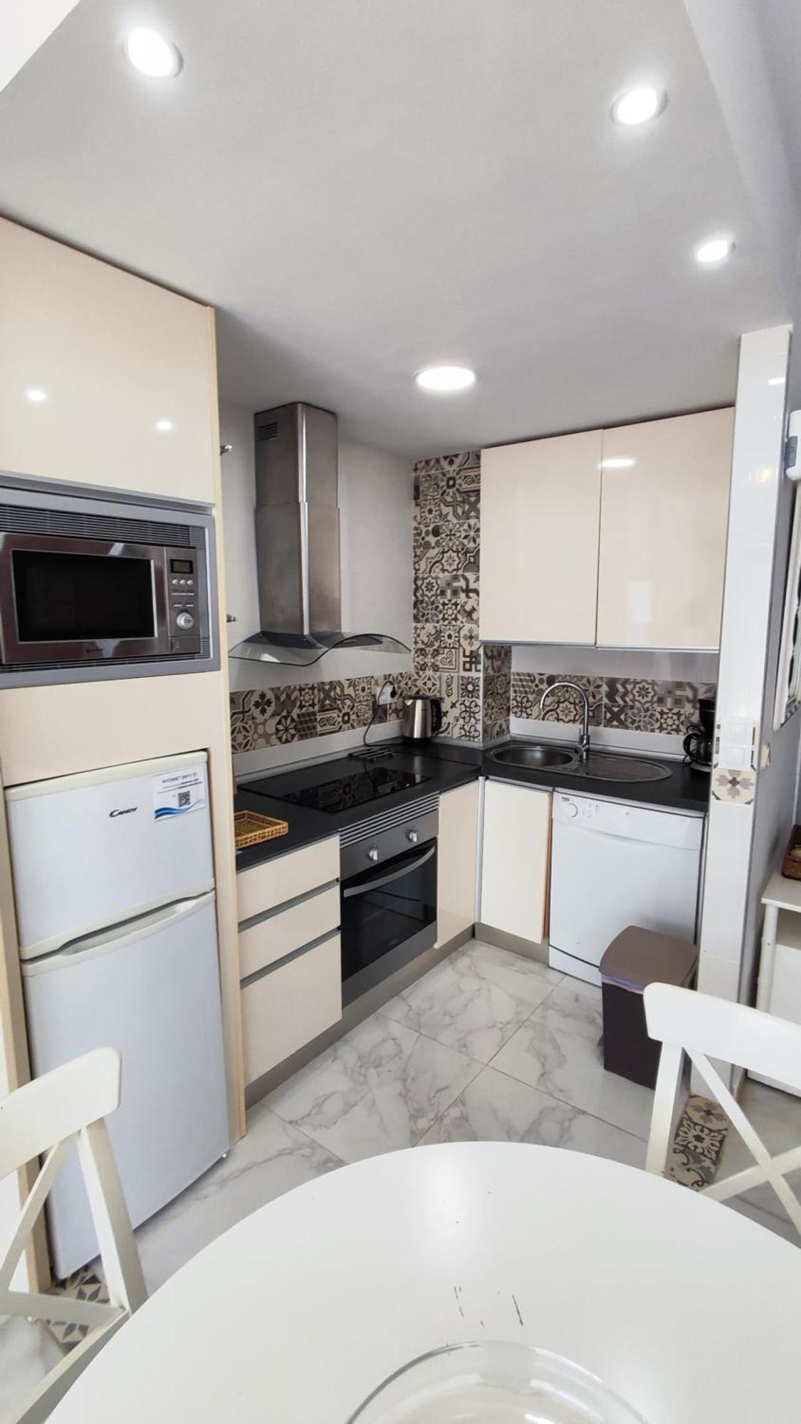 Apartment In Puerto Marina With Beautiful Views Of The Sea And The Boats Benalmádena Buitenkant foto